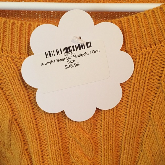 Hope’s cropped yellow sweater ruffle sleeves OS - Picture 5 of 5